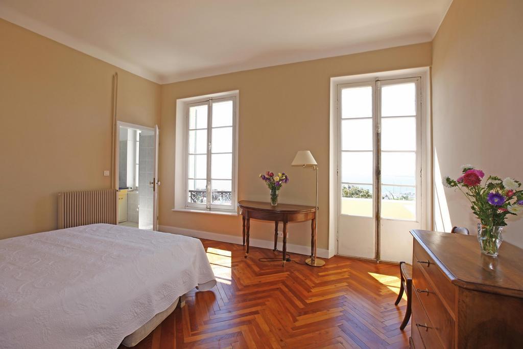 Palmeraie - Magnifique Appartement D'Epoque Avec Vue Mer 4 Personnes Avec Terrasse Le Port Nice Room photo